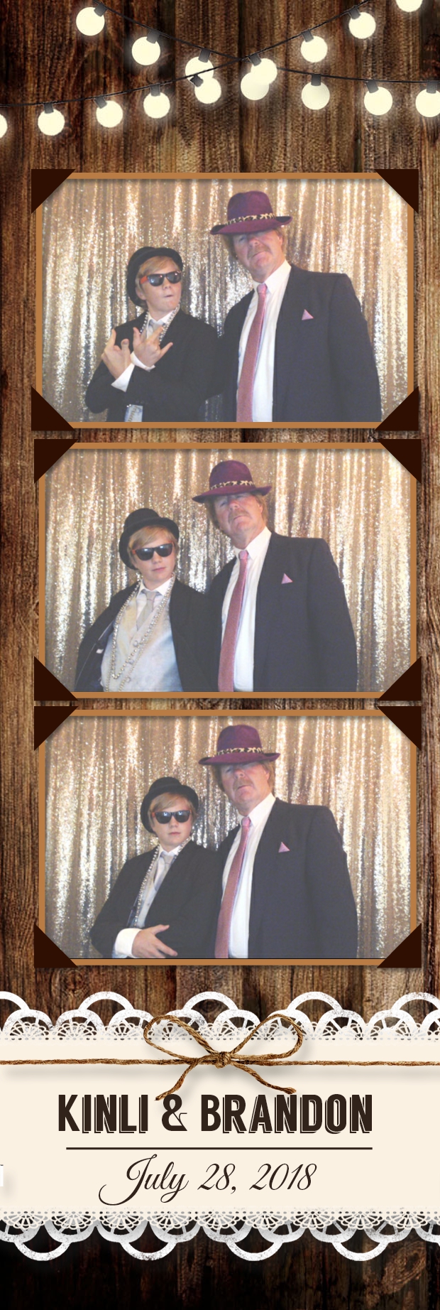 Kinli and Brandon's Wedding | View more photos from the event at gallery.photoboothbillings.com/u/PhotoBoothBillings/Kinli-and-Brandons-Wedding